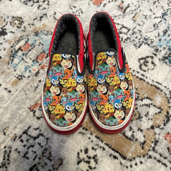 Ground Up‎ Pokémon Slip-On Shoes Youth Size 3 Pikachu Eevee Charmander 2023 - Picture 1 of 9